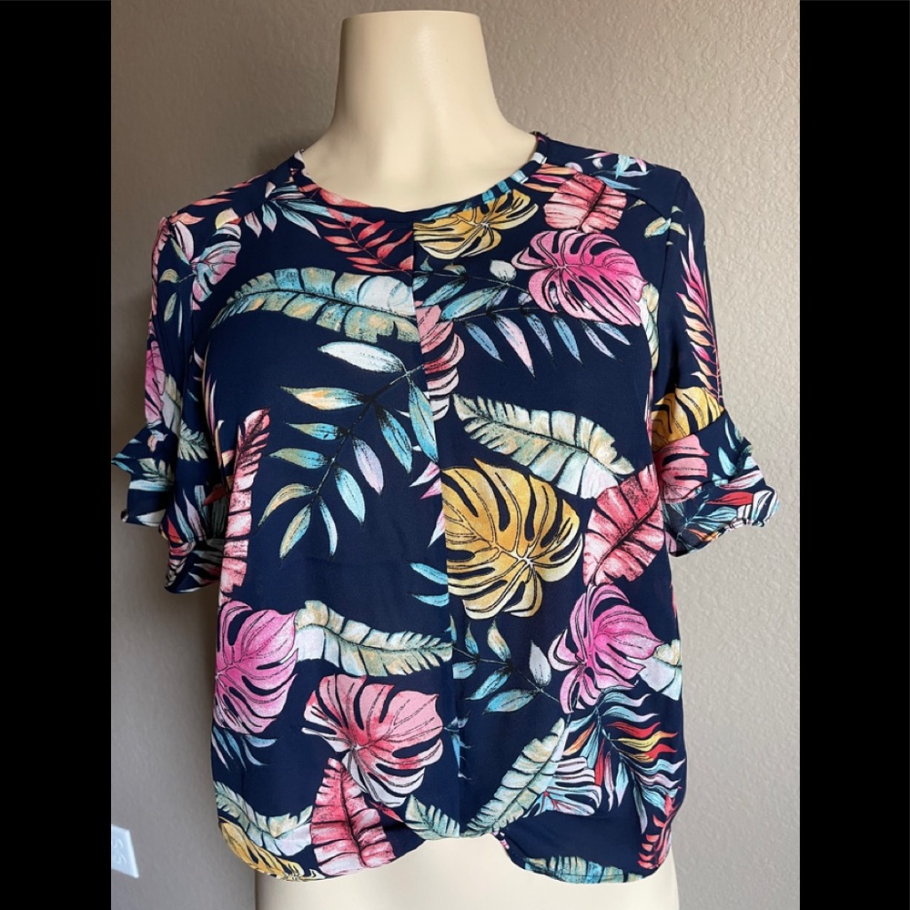 NEW Hanna and Gracie Chiffon Blue Floral Knot Top
